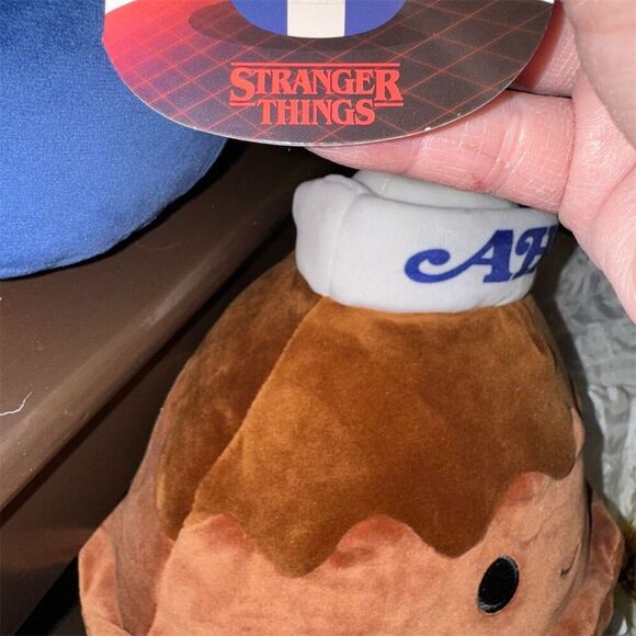 Squishmallows Stranger Things Eleven 10" Plush Toy - Picture 2 of 4